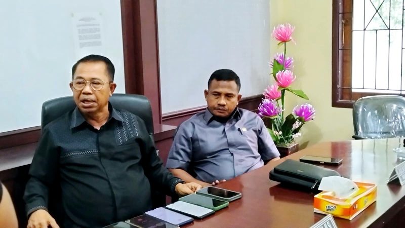 Ketua Komisi I DPRD Kepulauan Sula, Drs.H.Safrin Gailea, SH.M.Si